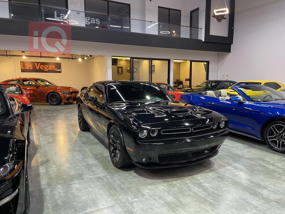 Dodge Challenger